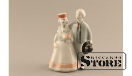 статуэтка, На прогулке, фарфор, Рига , Рижская фарфоровая фабрика,  50-Е ГОДЫ , 11.0 см