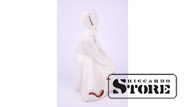 Статуэтка, Девушка с венком, Рига , Рижская фарфоровая фабрика, 60-е годы , 19 см.