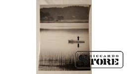 Фото В. Гайлиса 24×18 см. Рыбак в лодке " GLABŠANAS" на озере Югла. Подпись автора.