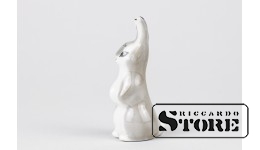 Статуэтка, заяц, фарфор, Рига, Рижский фарфоровый завод, автор модели Таисия Полуйкевич, 1987 год, высота 6,5 см, первый сорт CSA152