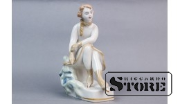 Статуэтка на катке, фарфор, Рига, Рижская фарфор-фаянсовая фабрика, автор Оксана Жникруп, 1947-1968 год, высота 14,5 см