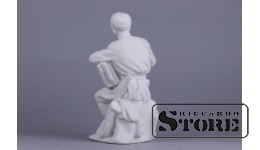 Статуэтка, Бисквит,Солдат Василий Тёркин , Рига, Рижская фарфоровая фабрика, 1950-е годы, 20 см