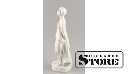 Статуэтка,Пляжница, Рига, Рижская фарфоровая фабрика, автор модели - Э.Эллера, 50-е годы, 25 см