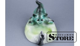 Ash tray