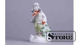 СТАТУЭТКА, Лыжник , фарфор ,Рига ,Рижский фарфоровая фабрика ,автор модели -Болзан-Голембовская, 50-е годы , 16 см