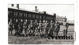 Старинная открытка "Латвийские солдаты" CSA358