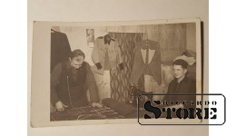 Портные шьют форму Даугавас ванага.Довоенная Латвия