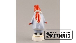 Figurine GIRL IN FUR COAT. RIGA PORCELAIN FACTORY, AUTHOR OF THE MODEL - R.PANTSEKHOVSKAYA, 1950s, 9.5 CM