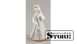 Statuette, Latvian girl, RIGA PORCELAIN FACTORY, MODEL AUTHOR - R. Karkunova, 1960s, 14.5 cm