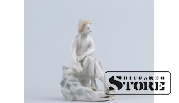 Статуэтка, На катке, фарфор, Рига , Рижская фарфоровая фабрика, автор модели - Оксана Жникруп, 60-е годы , 14.5 см