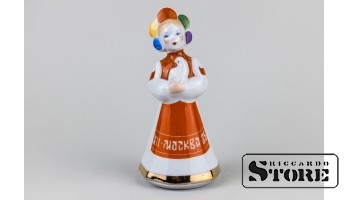 Статуэтка, Фестивальная Катюша, фарфор, Рига, Рижская фарфоровая фабрика, 80-е годы, 13 см