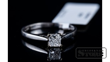 Кольцо С Бриллиантом (2,10г) , Золото , 750 проба , (0,30 ct) , Размер 3,7 -4,00 mm