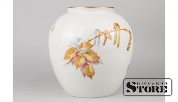 Ваза, фарфор, Рига, Завод имени Ессена, 1933-1935 год , 16,5 cm , CSA242