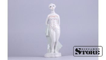 Статуэтка,Пляжница, Рига, Рижская фарфоровая фабрика, автор модели - Э.Эллера, 50-е годы, 25 см