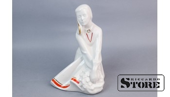 Статуэтка Лиго, фарфор, Рига, Рижский фарфоровый завод, автор Римма Панцеховская 1947 год