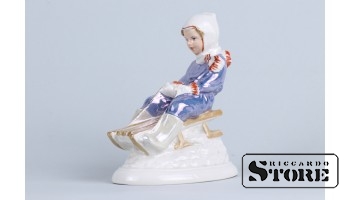 Статуэтка, С горки, фарфор, Рига, Рижская фарфоровая фабрика, автор модели - Зина Улсте, 50-е годы, 12 см