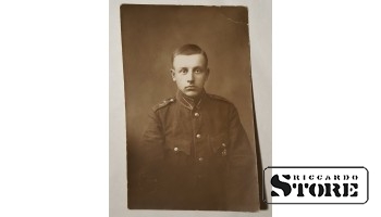 Солдат довоенной латвийской армии со знаком. Вец-Гулбене