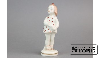 Статуэтка "Да, мама", фарфор, Рига, Рижский фарфоровый завод, автор Лея Новоженец, первый сорт, 11,2см