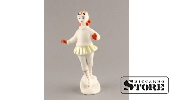 Figūriņa, Daiļslidotāja, porcelāns, LZFI, 1950tie gadi, 13.5 cm