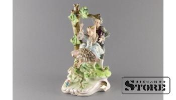 Статуэтка, Пара , Фарфор ,Италия ,Capodimonte porcelain