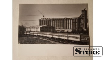 Фото В. Гайлиса 24×18 см. Поезд. Латвия