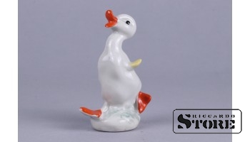 Статуэтка, Утенок , фарфор, Рига , Рижская фарфоровая фабрика, 80 - е годы , 8,5 см