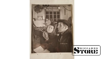 Фото В. Гайлиса 30×24 см. Индустриализация. Производственный цех. Лозунг.