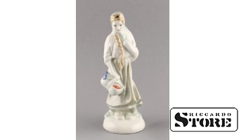 Figūriņa Baibiņa. Rīgas porcelāna fabrika, modelis - Rimma Pancehovskaya, 1954, 21,5 cm