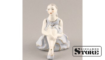 figurine Ballerina. Riga porcelain factory, molder - Rimma Pantsehovskaya, the 50ies, 11.5 cm
