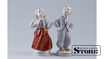 статуэтка, Народный танец, Рига , Рижская фарфоровая фабрика, 50-е годы , 13 см