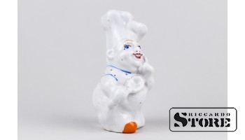 СТАТУЭТКА, Солонка - Повар , РИГА , ФАБРИКА М.С. КУЗНЕЦОВА, РИГА, 30-Е ГОДЫ , 9,5 СМ