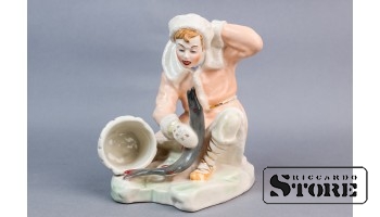 Статуэтка Емеля со щукой, фарфор, Минск, МФФЗ, автор А.Аксючиц, 1957 год