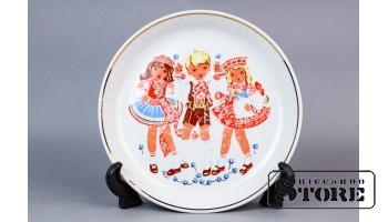 Детская тарелочка, фарфор, Рига, Рижский фарфоровый завод, 70е годы